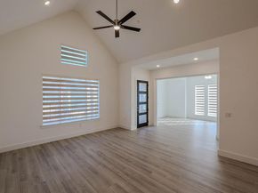 1429  Rose Willow Way , Arlington Texas 76005