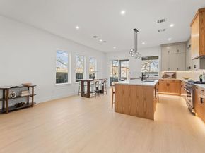 1827  Pollard Street , Dallas Texas 75208