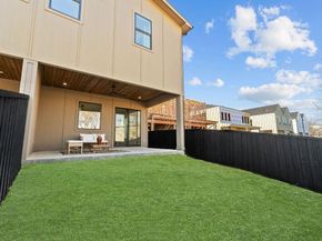 1827  Pollard Street , Dallas Texas 75208