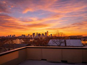 1827  Pollard Street , Dallas Texas 75208