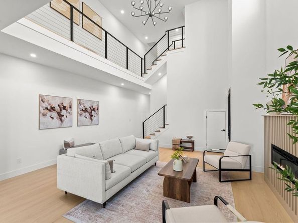 1827  Pollard Street , Dallas Texas 75208