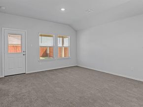 632  SHADED GROVE Drive , Denton Texas 76259