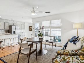 3635  Bryan Street , Dallas Texas 75204