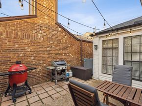 3635  Bryan Street , Dallas Texas 75204