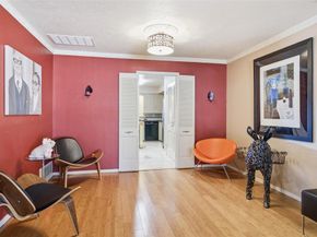 9027-9029  Villa Park Circle , Dallas Texas 75225