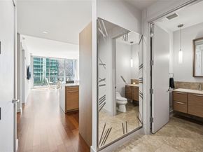 2900  Mckinnon Street  303, Dallas Texas 75201