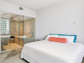 2900  Mckinnon Street  303, Dallas Texas 75201