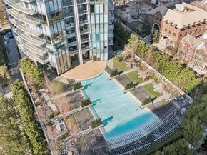 2900  Mckinnon Street  303, Dallas Texas 75201