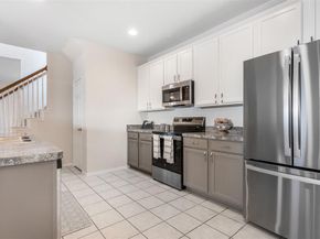 1725  Spanish Moss Way , Savannah Texas 76227