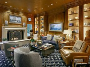 15  Robledo Drive , Dallas Texas 75230