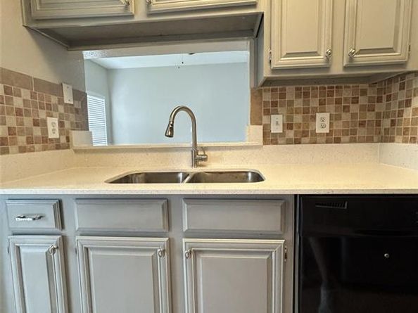 3617 W Northgate Drive  125, Irving Texas 75062