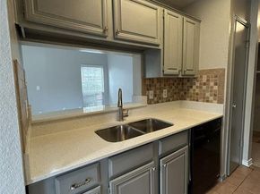 3617 W Northgate Drive  125, Irving Texas 75062