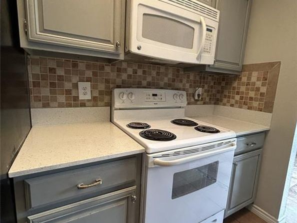 3617 W Northgate Drive  125, Irving Texas 75062