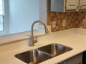 3617 W Northgate Drive  125, Irving Texas 75062