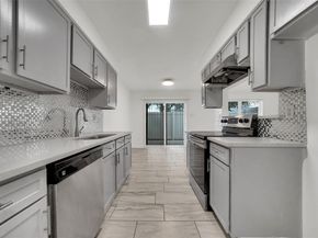 2240  Tarpley Road  374, Carrollton Texas 75006