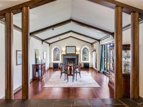 1213  Greenbriar Lane , Arlington Texas 76013