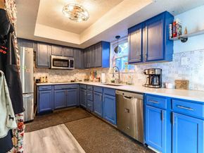 2108  Warwick Drive , Arlington Texas 76015