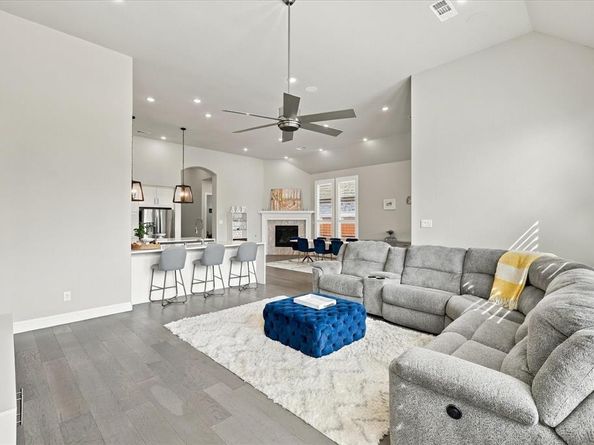 9308  Pecan Woods Trail , Argyle Texas 76226