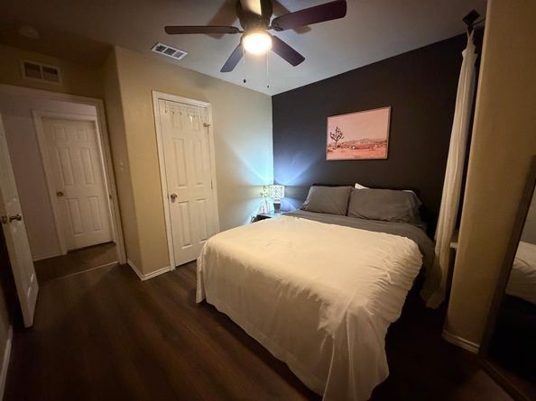 5402  Bexar Street , Dallas Texas 75215