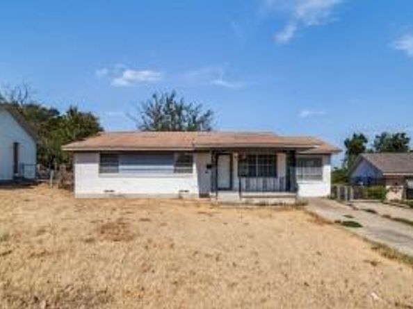 5803  Trio Lane , Dallas Texas 75241