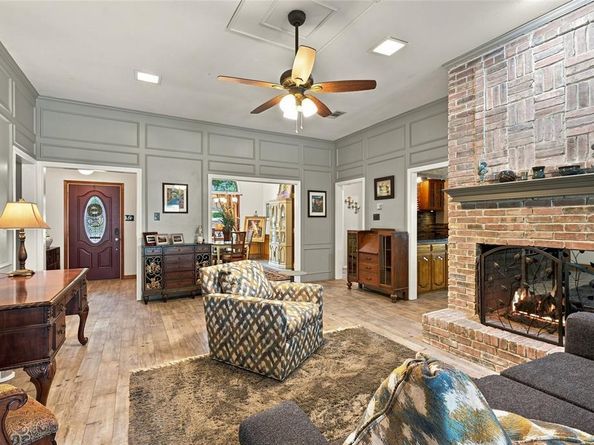 2906  River Crest Street , Grapevine Texas 76051