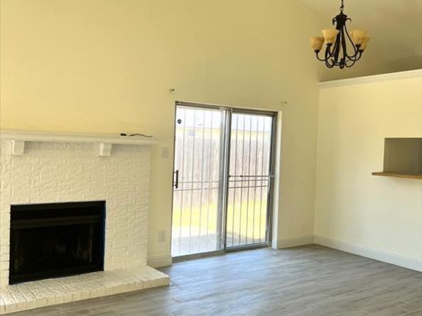 380  Ancestry Lane , Dallas Texas 75217