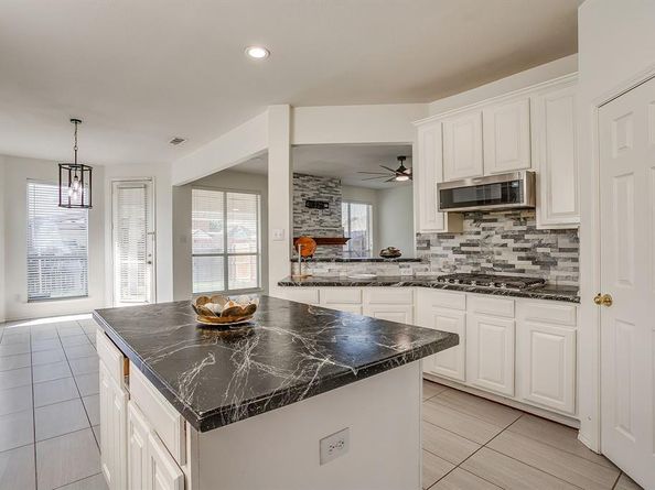 1517  Dimmit Drive , Carrollton Texas 75010