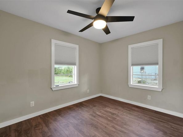 826 W Laramie Lane , Dallas Texas 75217