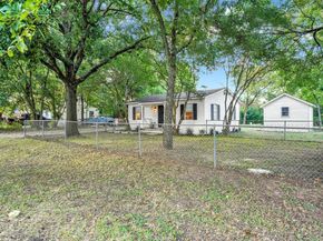 826 W Laramie Lane , Dallas Texas 75217