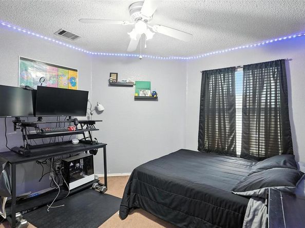 3205  Cool Springs Circle , Mesquite Texas 75181