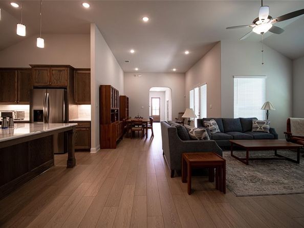 2216  Sternpost Mews , Rowlett Texas 75088