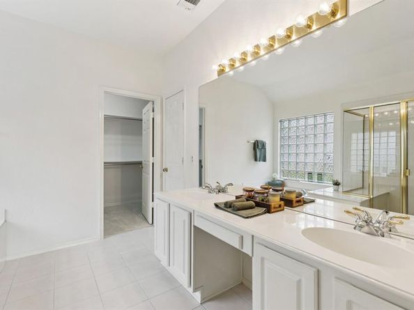 3208  Grenada Drive , Plano Texas 75074