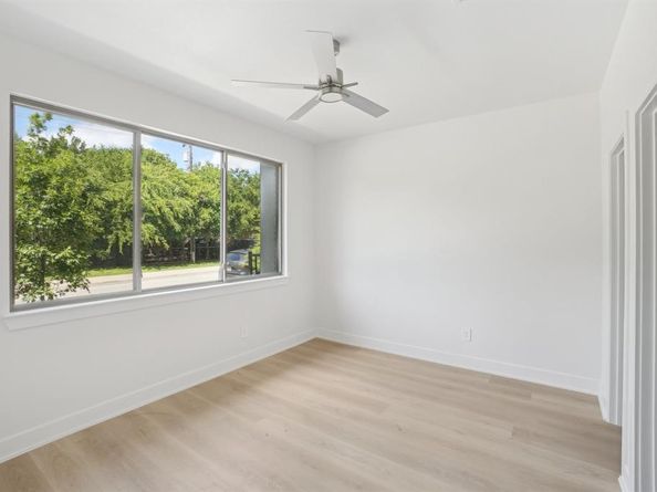 2524  Havenhurst Street  102, Farmers Branch Texas 75234