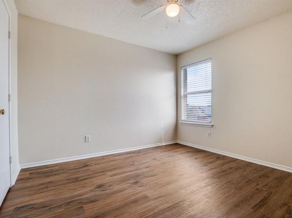 1356  Fox Glenn  , Cedar Hill Texas 75104