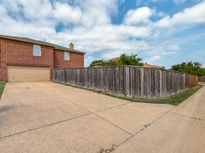 1356  Fox Glenn  , Cedar Hill Texas 75104