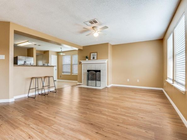 1356  Fox Glenn  , Cedar Hill Texas 75104
