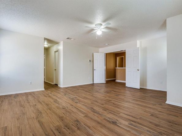 1356  Fox Glenn  , Cedar Hill Texas 75104