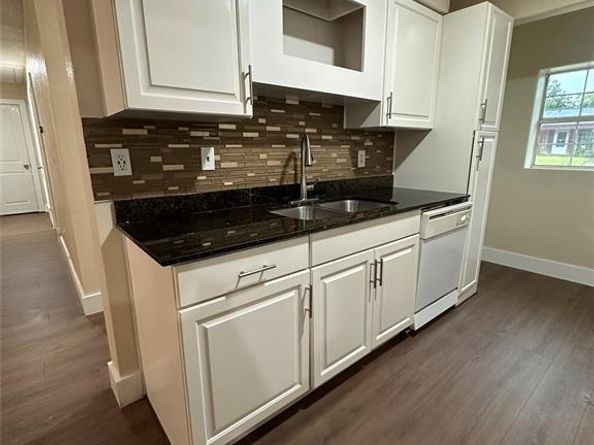 1609  Running River Road , Garland Texas 75044