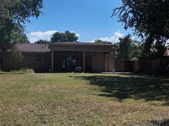 1609  Running River Road , Garland Texas 75044
