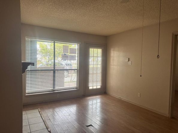 6108  Abrams Road  103, Dallas Texas 75231