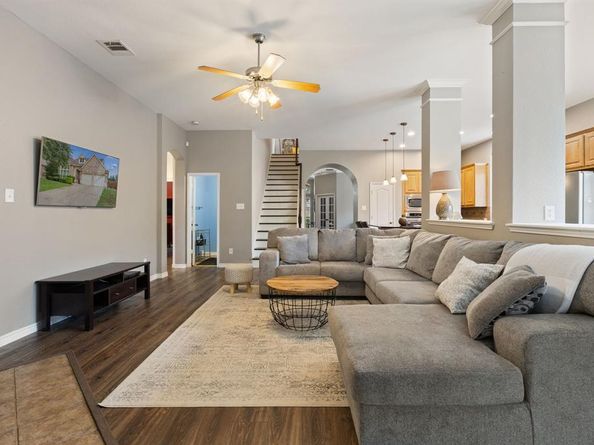 7058  Belteau Lane , Dallas Texas 75227
