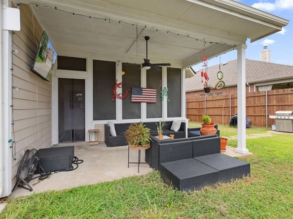 7058  Belteau Lane , Dallas Texas 75227