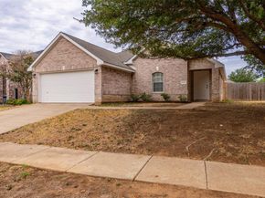 229  Lincoln Lane , Crowley Texas 76036