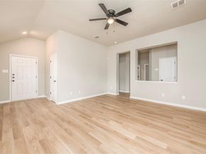229  Lincoln Lane , Crowley Texas 76036