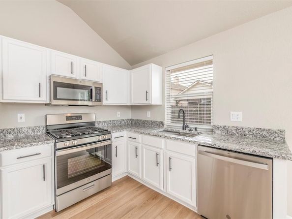 229  Lincoln Lane , Crowley Texas 76036