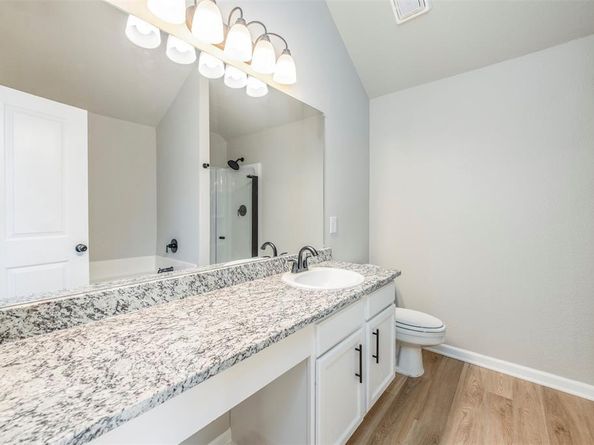 229  Lincoln Lane , Crowley Texas 76036