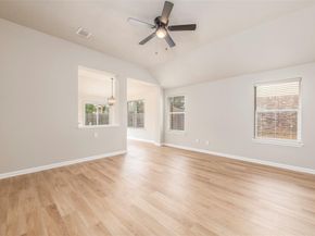 229  Lincoln Lane , Crowley Texas 76036