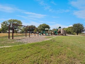 1800  Versailles Road , Fort Worth Texas 76116