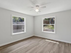 1800  Versailles Road , Fort Worth Texas 76116