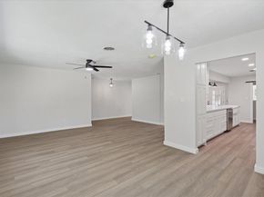 1800  Versailles Road , Fort Worth Texas 76116